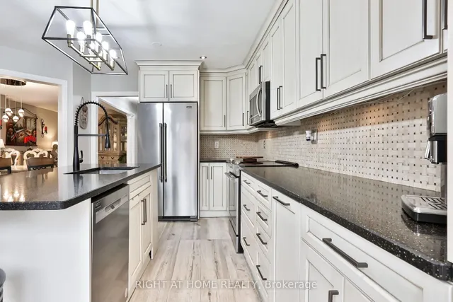 Additional image 15 of 25 Rockford Ru