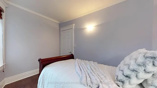 Additional image 32 of 40 Cloverdale Rd