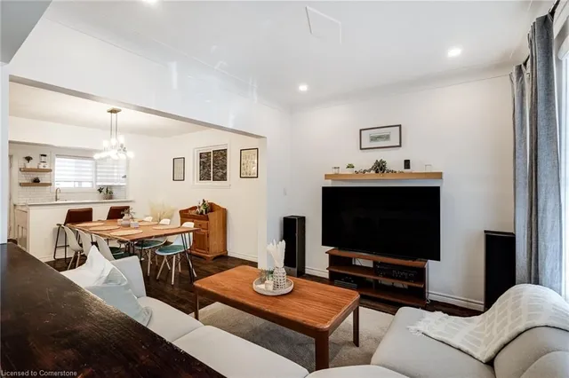 Additional image 6 of 37 Holton Ave