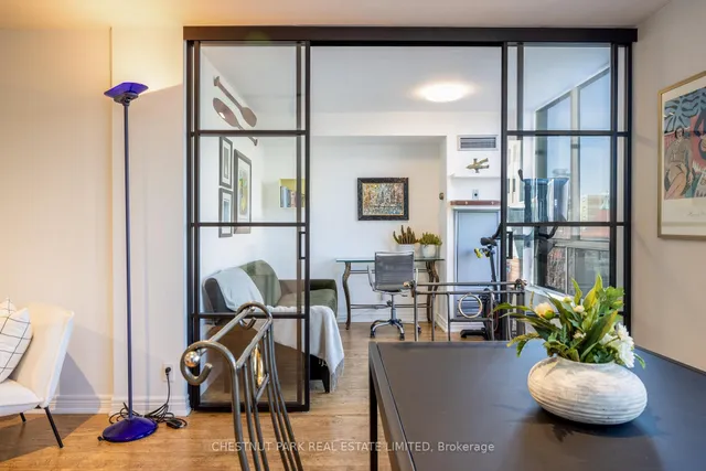 Additional image 11 of 95 Prince Arthur Ave Unit 522