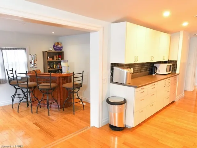 Additional image 29 of 107 Rodeo Rd