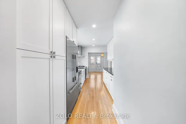Additional image 16 of 58 Soho Sq