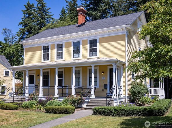 Primary image of 4422 Montana Circle W, Seattle, WA 98199