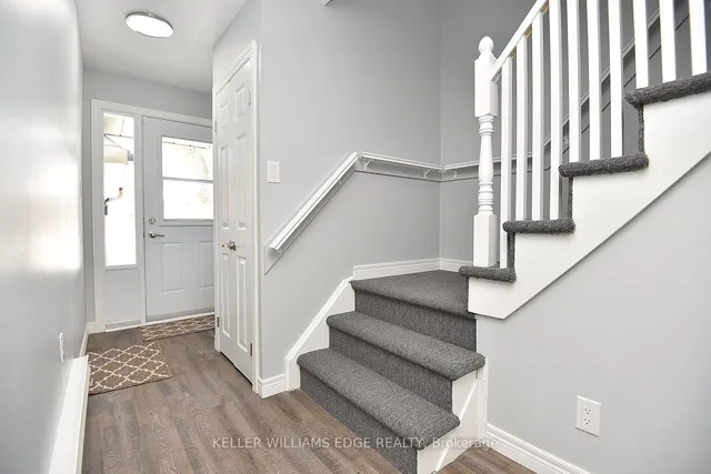 Additional image 5 of 16 Simcoe St