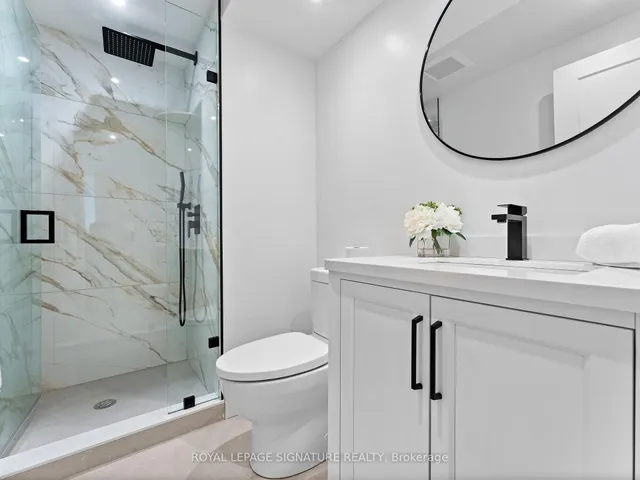 Additional image 35 of 812 Burnhamthorpe Rd Unit 607