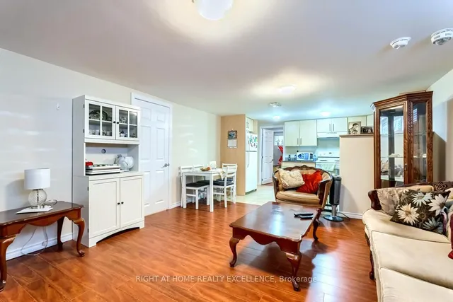 Additional image 25 of 24 Flowertown Ave