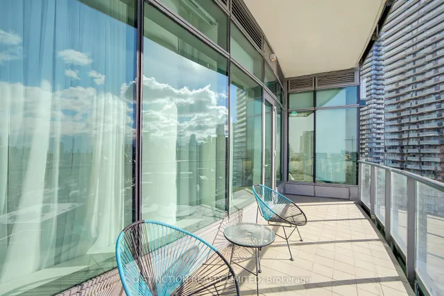 Additional image 38 of 77 Charles St Unit 1603