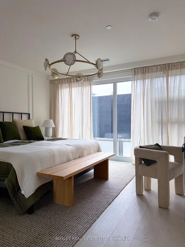 Additional image 34 of 120 Parliament St Unit TH04