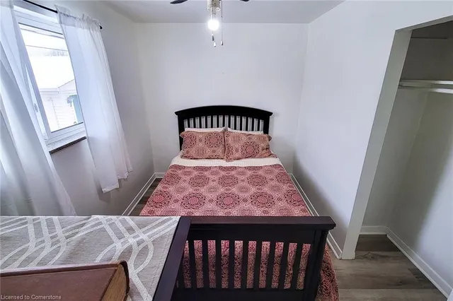 Additional image 23 of 249 Fernwood Cres