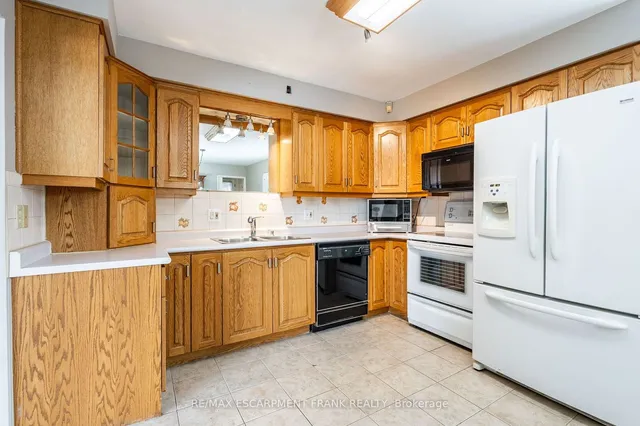 Additional image 21 of 209 Nash Rd