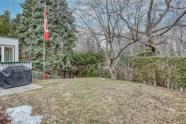 Additional image 46 of 24 Clayland Dr