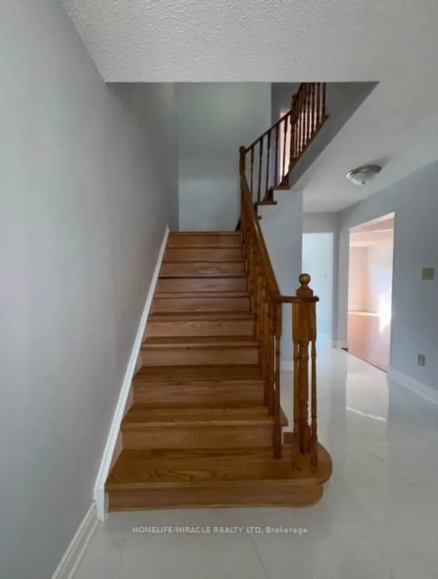 Additional image 4 of 156 Richvale Dr