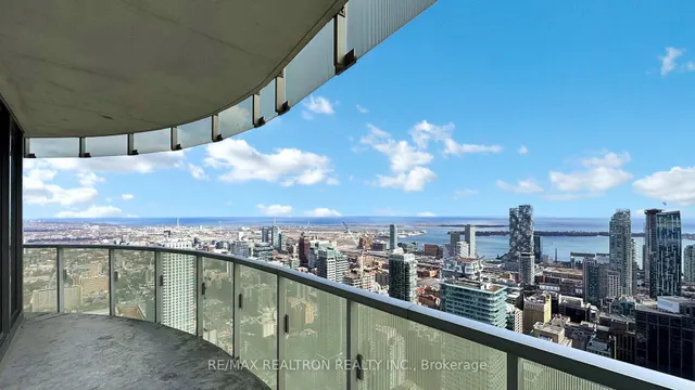 Additional image 36 of 197 Yonge St Unit 5905