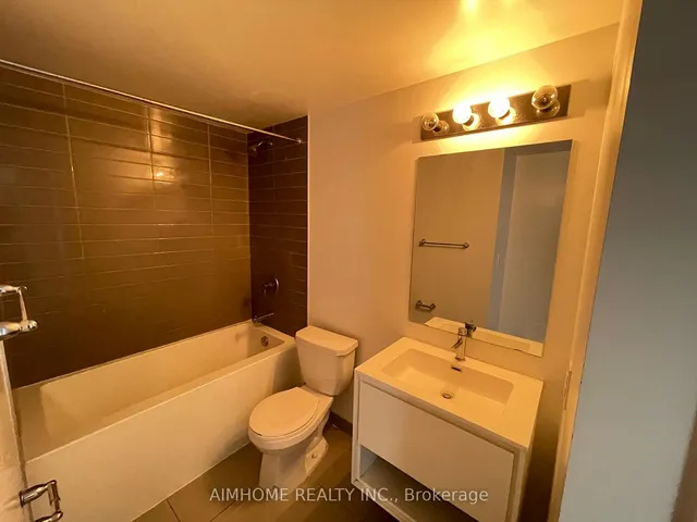 Additional image 4 of 159 Wellesley St Unit 1111