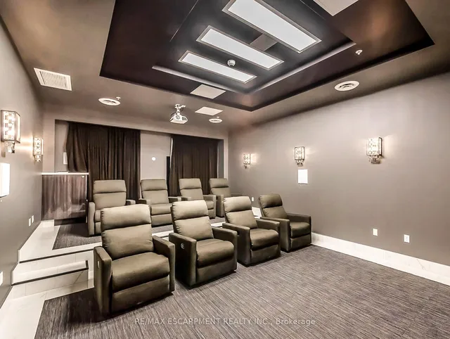 Additional image 43 of 118 King St Unit 520