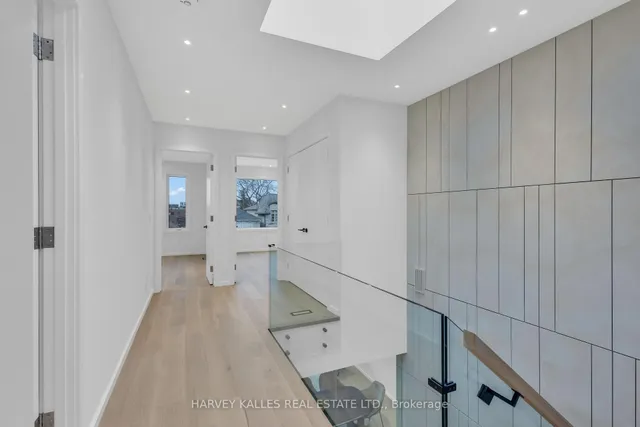 Additional image 39 of 187 Roe Ave