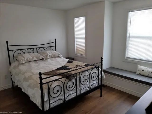 Additional image 14 of 18 Rideau Cres