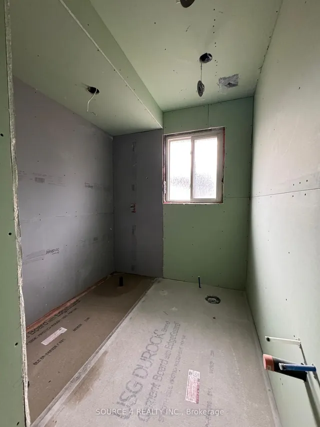 Additional image 5 of 18 Tweedrock Cres