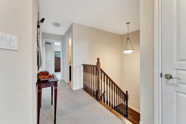 Additional image 25 of 19 COLORADO Blvd