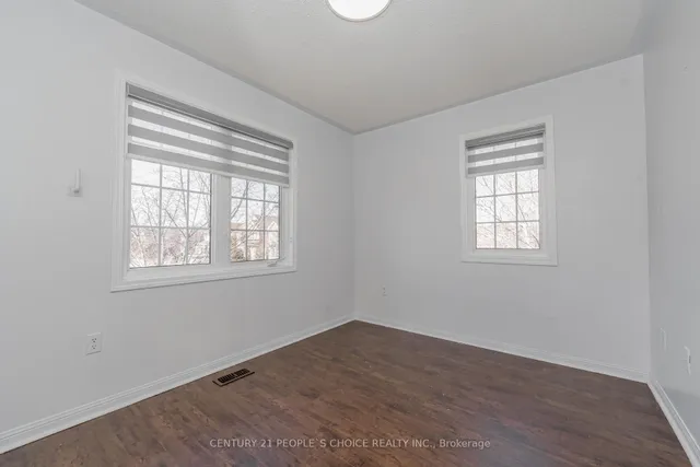 Additional image 34 of 29 Jessop Dr