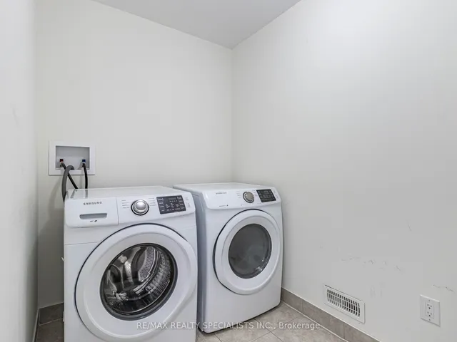 Additional image 31 of 13 Quasar St