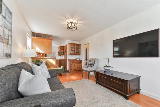 Additional image 6 of 52 Galbraith Ave