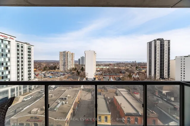 Additional image 27 of 15 Queen St Unit 710