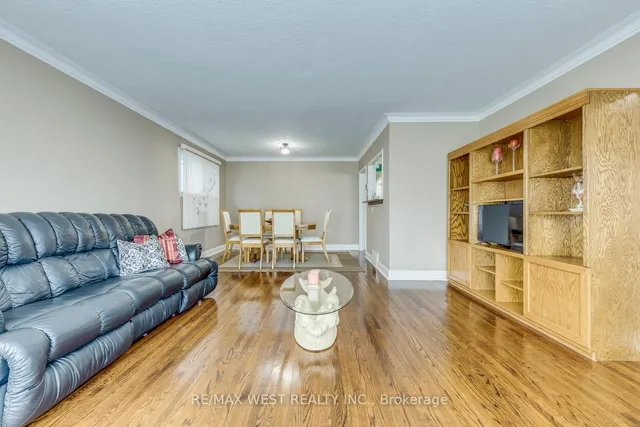 Additional image 18 of 66 Prince Charles Dr