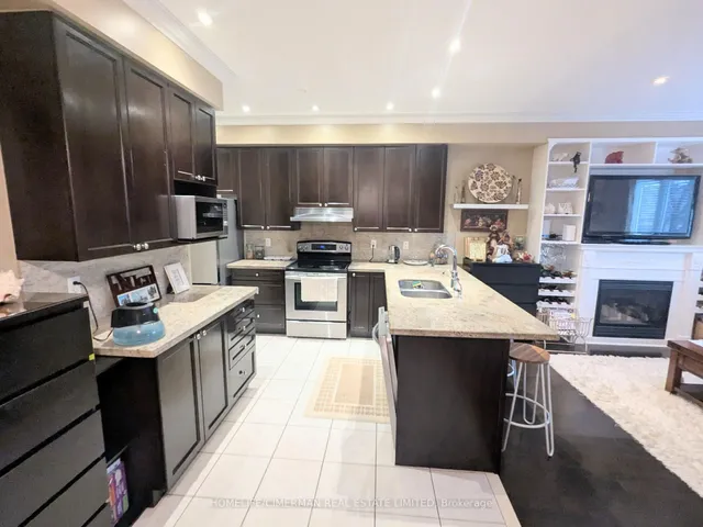 Additional image 9 of 24 Saywell Ave