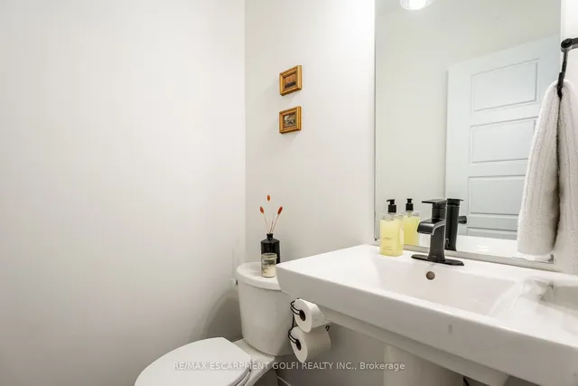 Additional image 25 of 85 Poulette St