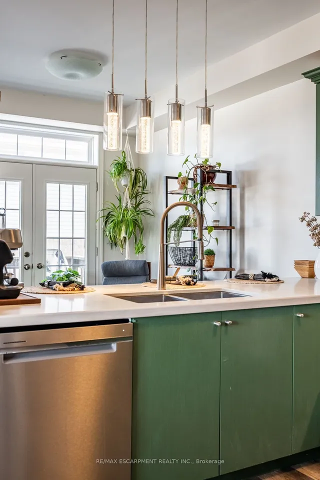 Additional image 17 of 14 MCCURDY Ave