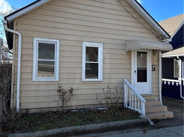 1278 W 65th St, Cleveland, OH 44102