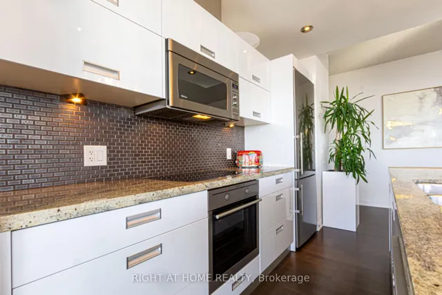 Additional image 22 of 88 Park Lawn Rd Unit 2605