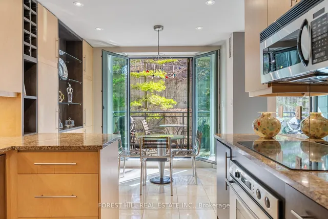 Additional image 8 of 11 William Carson Cres Unit 221