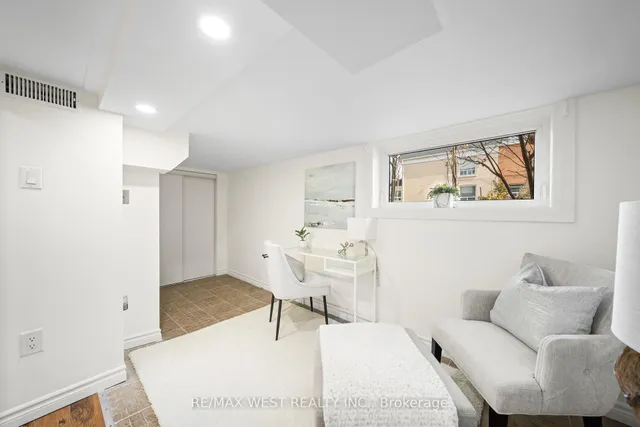 Additional image 24 of 714 Willard Ave