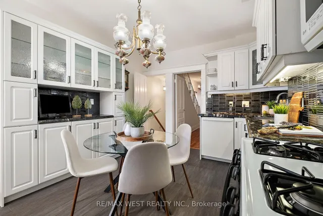 Additional image 12 of 119 Bellwoods Ave