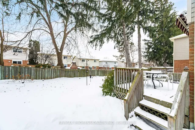 Additional image 29 of 10 Oleander Cres