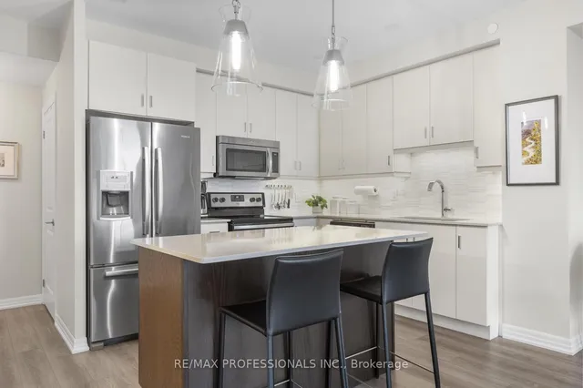 Additional image 8 of 3563 Lake Shore Blvd Unit 305