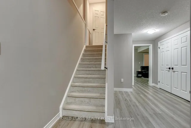 Additional image 25 of 621 Florencedale Cres