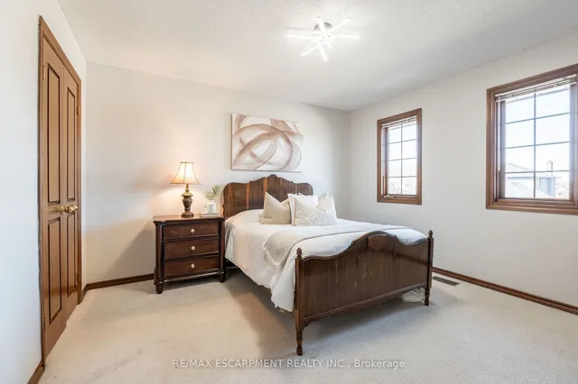 Additional image 26 of 7 Chert Ave