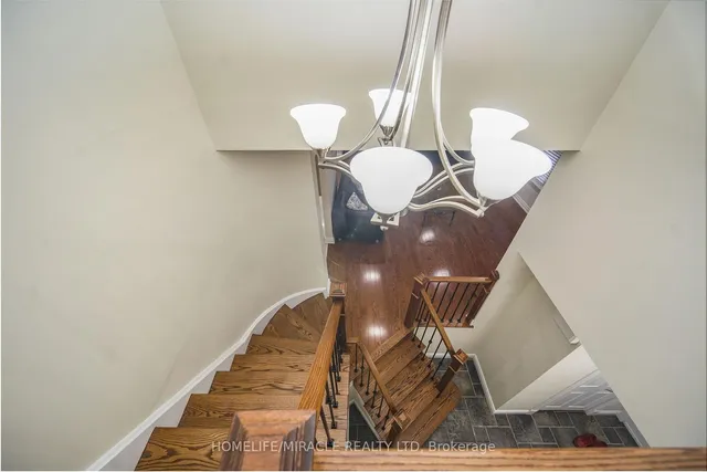 Additional image 34 of 38 River View Dr