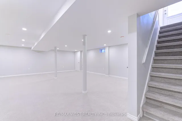 Additional image 22 of 17 Tillbrook Crt