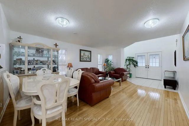 Additional image 25 of 4 Beresford Cres