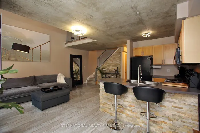 Additional image 6 of 800 King St Unit 408