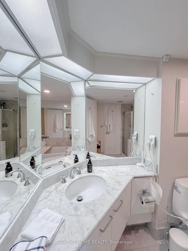 Additional image 9 of 38 Elm St Unit 3207