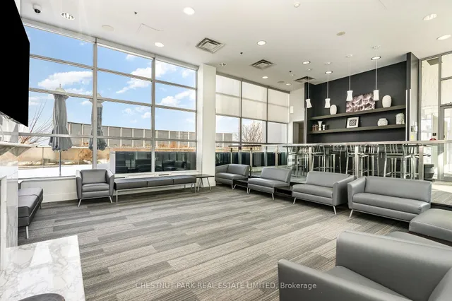 Additional image 21 of 1005 King St Unit 404