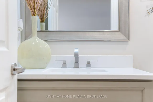 Additional image 33 of 442 Maple Ave Unit 1106