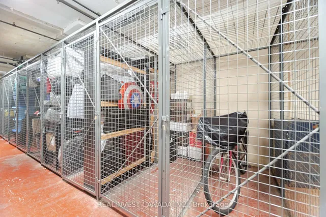 Additional image 37 of 2737 Keele St Unit 905