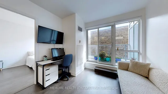 Additional image 9 of 501 St. Clair Ave Unit 204