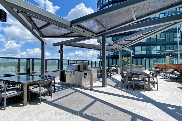 Additional image 37 of 585 Bloor St Unit 2418